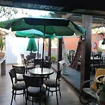 Airport Pousada