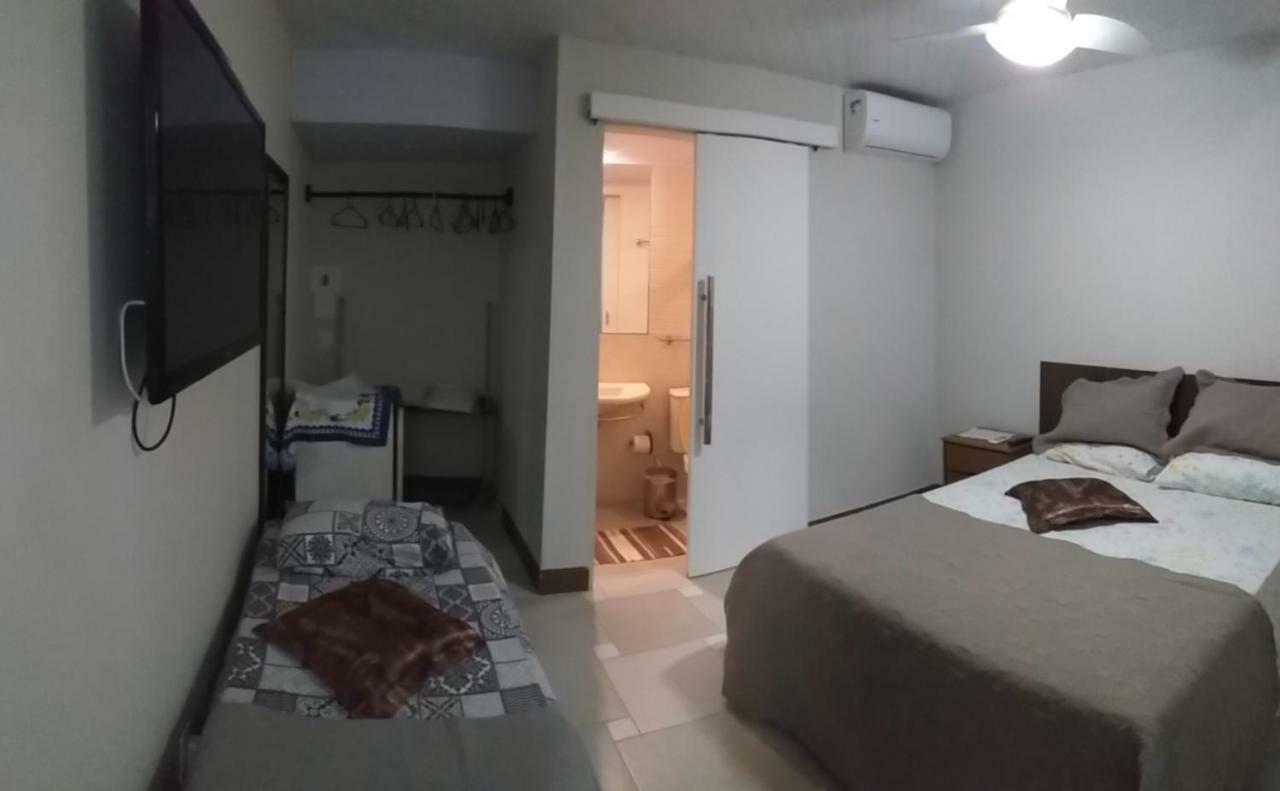 Airport Inn